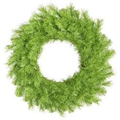 Vickerman Artificial Unlit Christmas Wreath (33063)