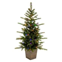 Vickerman Pre-Lit Artificial Christmas Tree (676356)